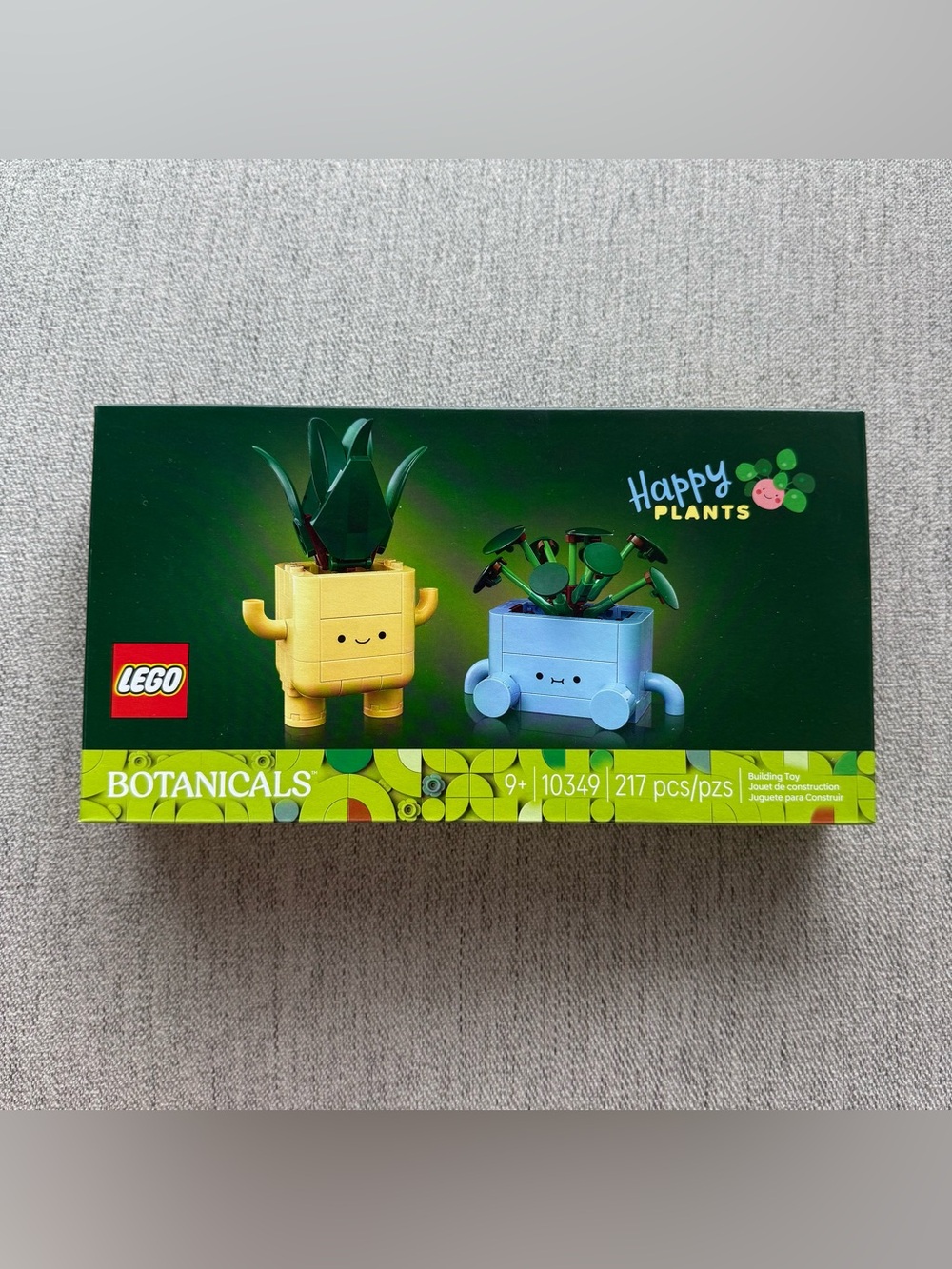 NEW Lego Botanicals Happy Plants